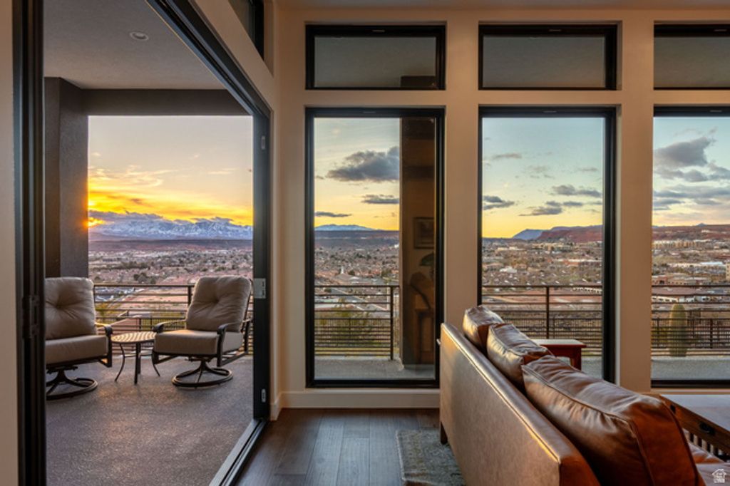 Image 69 of property listing at 998 S WILLOW BREEZE LN, St. George, UT 84790