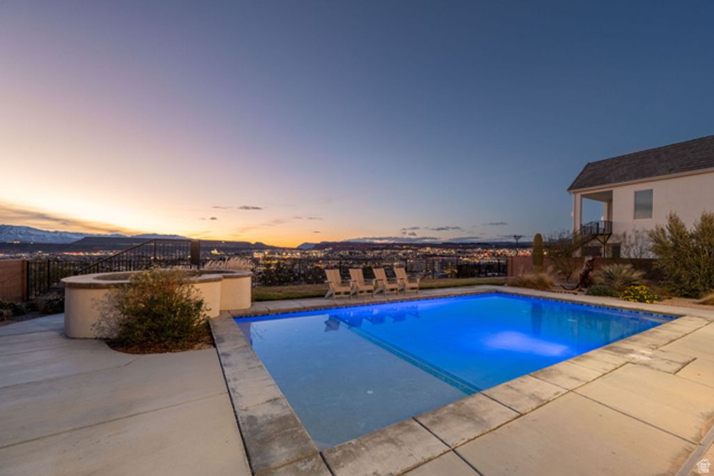 Image 85 of property listing at 998 S WILLOW BREEZE LN, St. George, UT 84790