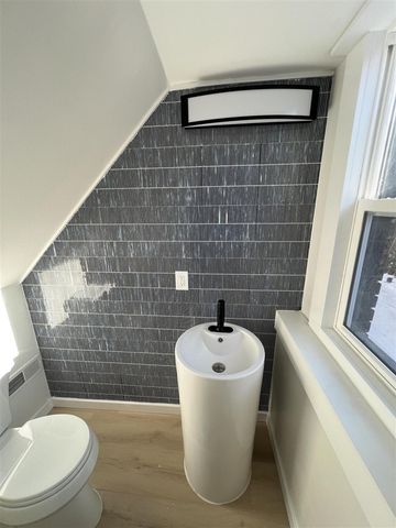 16864 Linwood Street, Detroit, MI 48221