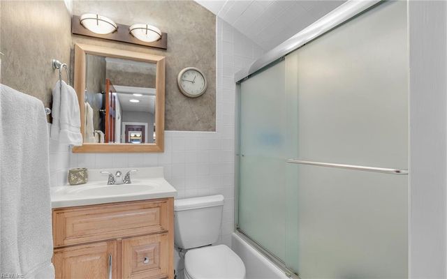 2123 Wake Forest ST, Virginia Beach, VA 23451