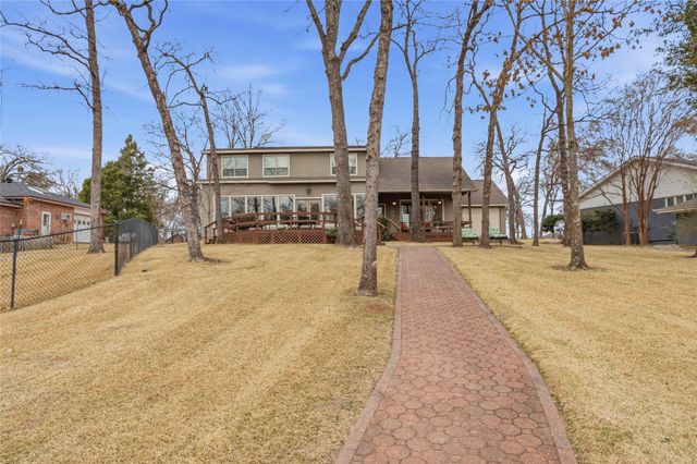 316 Bluebonnet Street, Trinidad, TX 75163