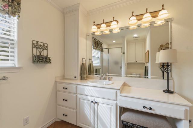 316 Bluebonnet Street, Trinidad, TX 75163