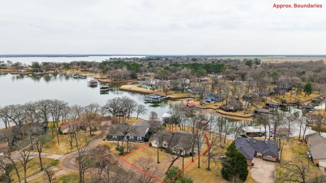 316 Bluebonnet Street, Trinidad, TX 75163