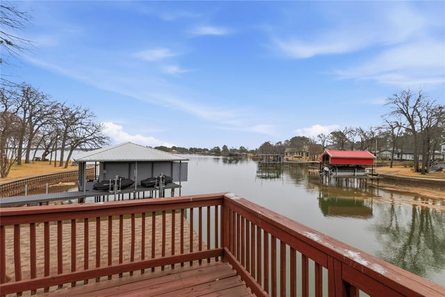 316 Bluebonnet Street, Trinidad, TX 75163