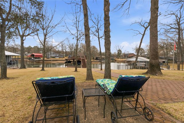 316 Bluebonnet Street, Trinidad, TX 75163