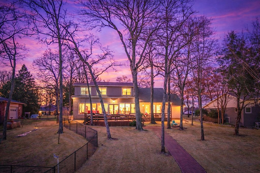 316 Bluebonnet Street, Trinidad, TX 75163