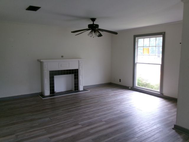 106 Leo Avenue, Shreveport, LA 71105
