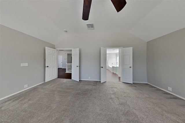 18914 Woodglen Shadows Drive, Humble, TX 77346