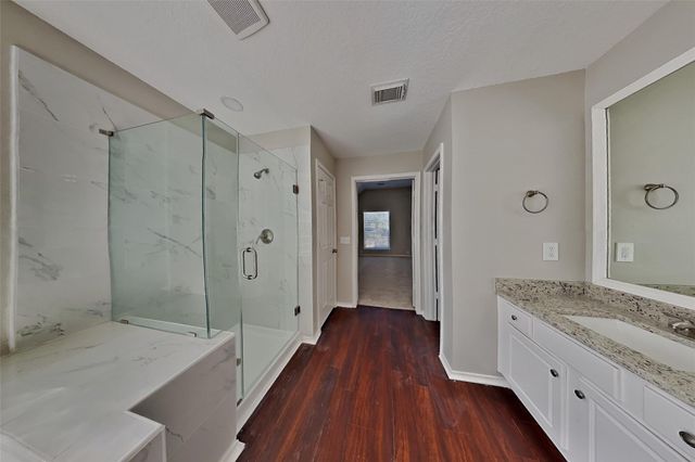 18914 Woodglen Shadows Drive, Humble, TX 77346