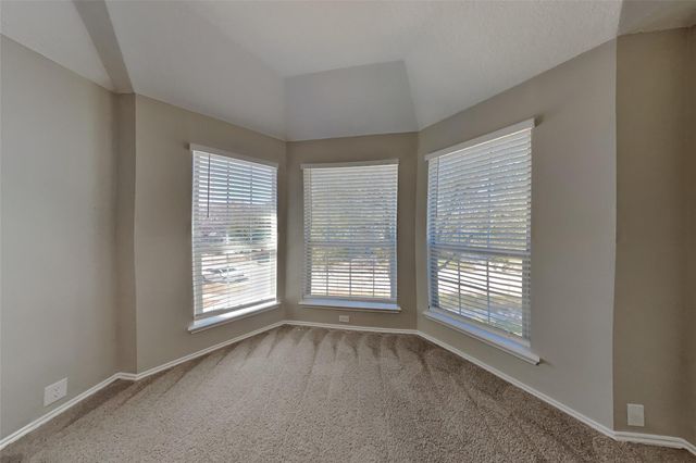 18914 Woodglen Shadows Drive, Humble, TX 77346