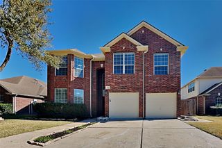 18914 Woodglen Shadows Drive, Humble, TX 77346