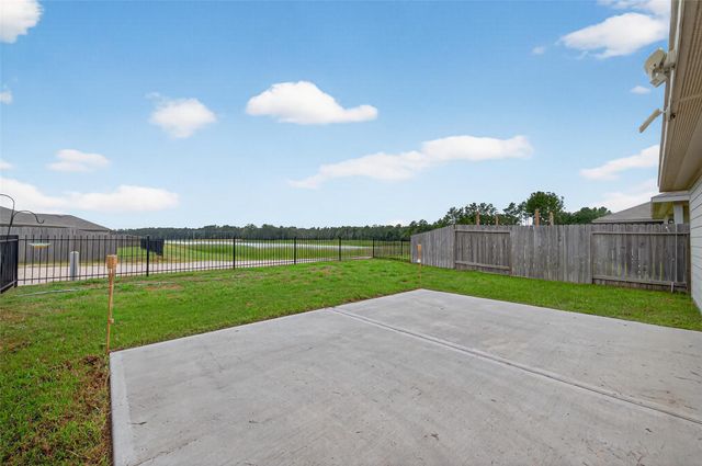 16600 Lonely Pines Drive, Conroe, TX 77302