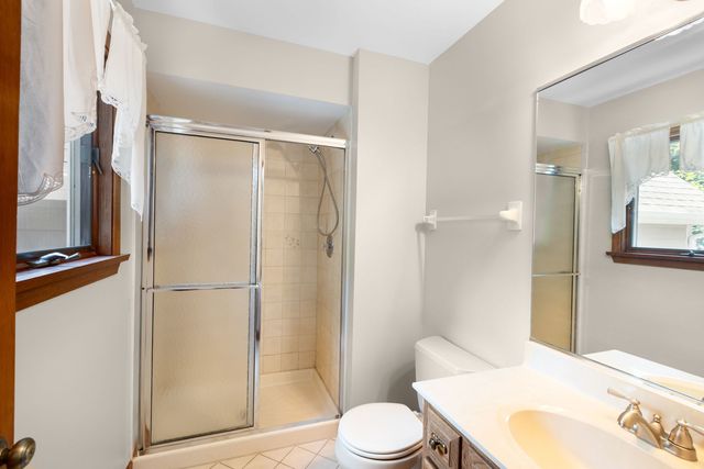 37W305 Crane Road, St. Charles, IL 60175