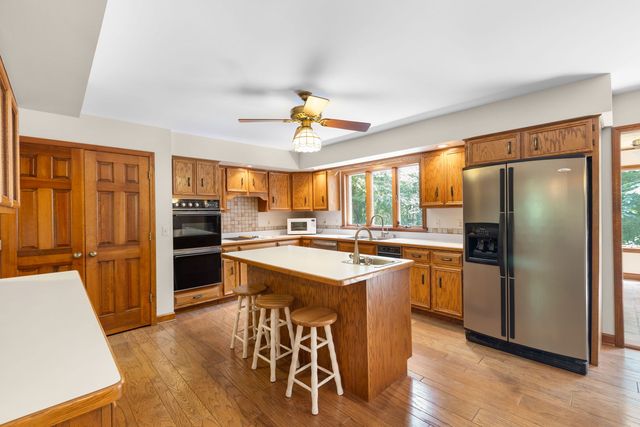 37W305 Crane Road, St. Charles, IL 60175