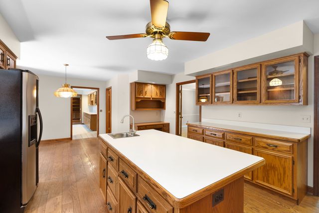 37W305 Crane Road, St. Charles, IL 60175