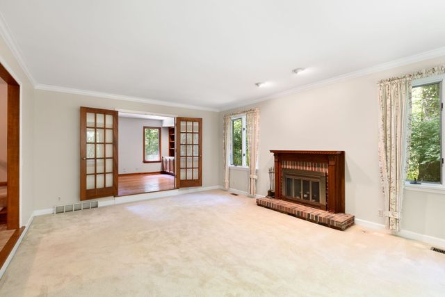37W305 Crane Road, St. Charles, IL 60175
