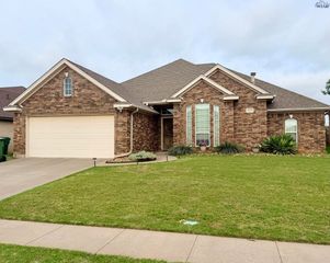 4928 SPRING HILL DRIVE, Wichita Falls, TX 76310