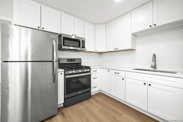 6979-81 Amherst, San Diego, CA 92115