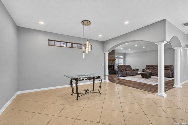 30870 Bridlegate, Bulverde, TX 78163