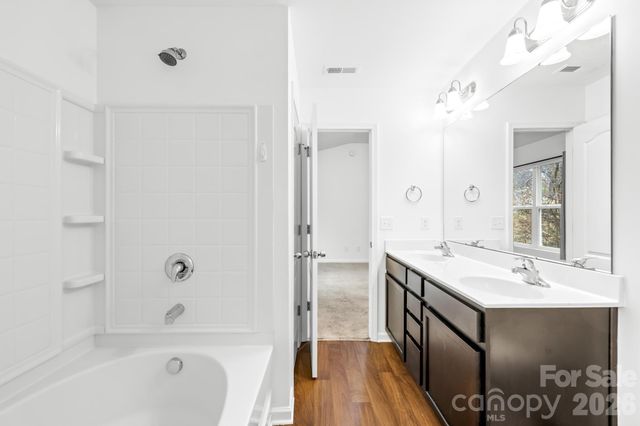 6307 Sydney Mae Lane, Charlotte, NC 28262