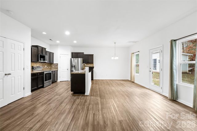 6307 Sydney Mae Lane, Charlotte, NC 28262