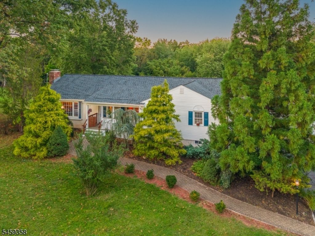 2 Orchard Dr, Scotch Plains Twp., NJ 07076 — exterior