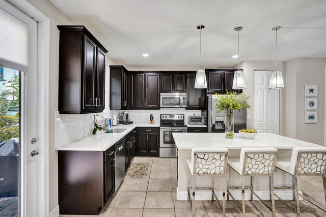 3115 Waterside Circle, Boynton Beach, FL 33435