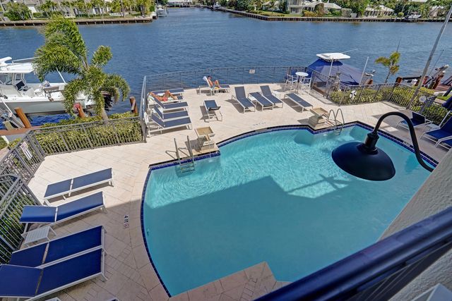 3115 Waterside Circle, Boynton Beach, FL 33435