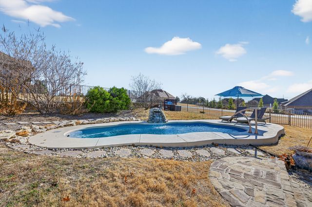 3719 Lonesome Creek Road, Granbury, TX 76049