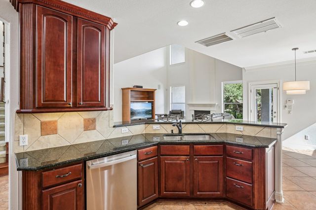 11400 Woodland Hills TRL, Austin, TX 78732