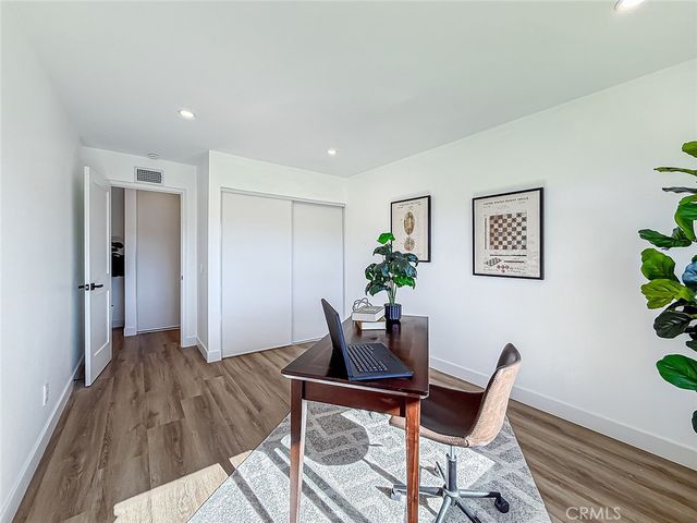 4627 Willens, Woodland Hills, CA 91364