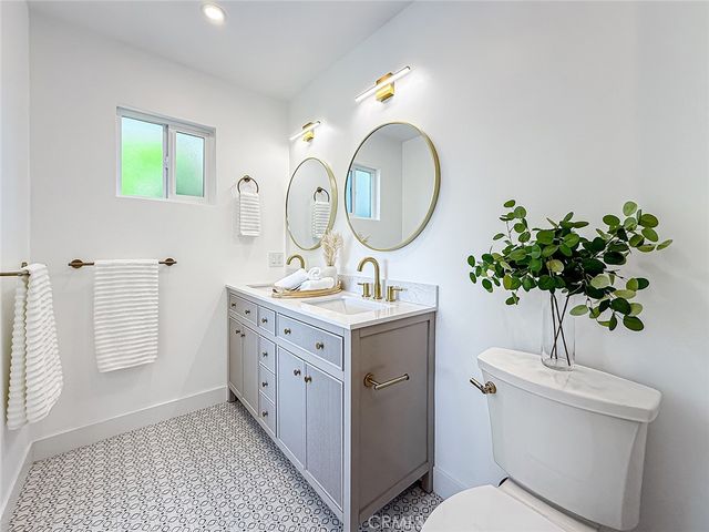 4627 Willens, Woodland Hills, CA 91364