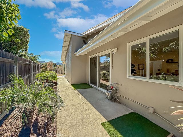 4627 Willens, Woodland Hills, CA 91364