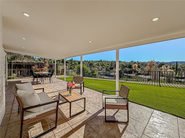 4627 Willens, Woodland Hills, CA 91364