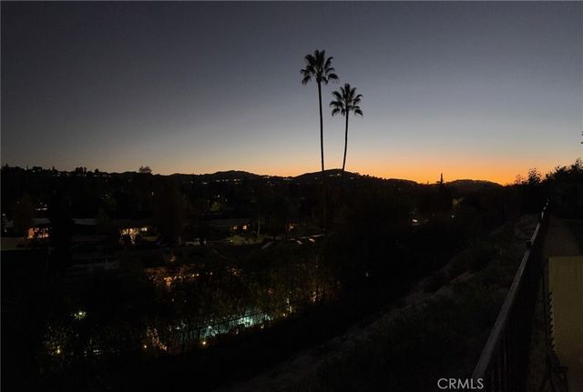 4627 Willens, Woodland Hills, CA 91364