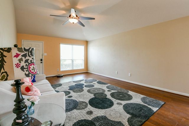 5818 Turmeric Drive, Baytown, TX 77521