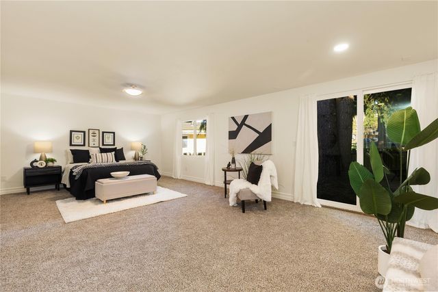 11306 25th Avenue SW, Seattle, WA 98146