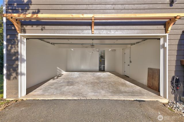 11306 25th Avenue SW, Seattle, WA 98146