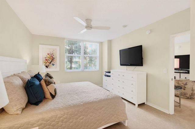625 Casa Loma Boulevard 403, Boynton Beach, FL 33435