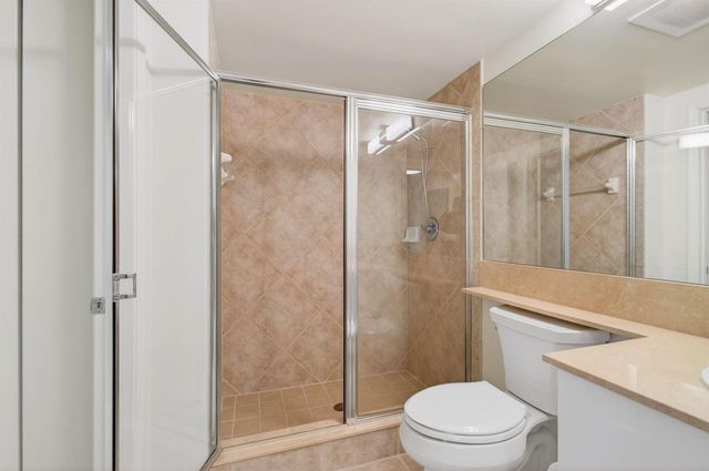 625 Casa Loma Boulevard 403, Boynton Beach, FL 33435