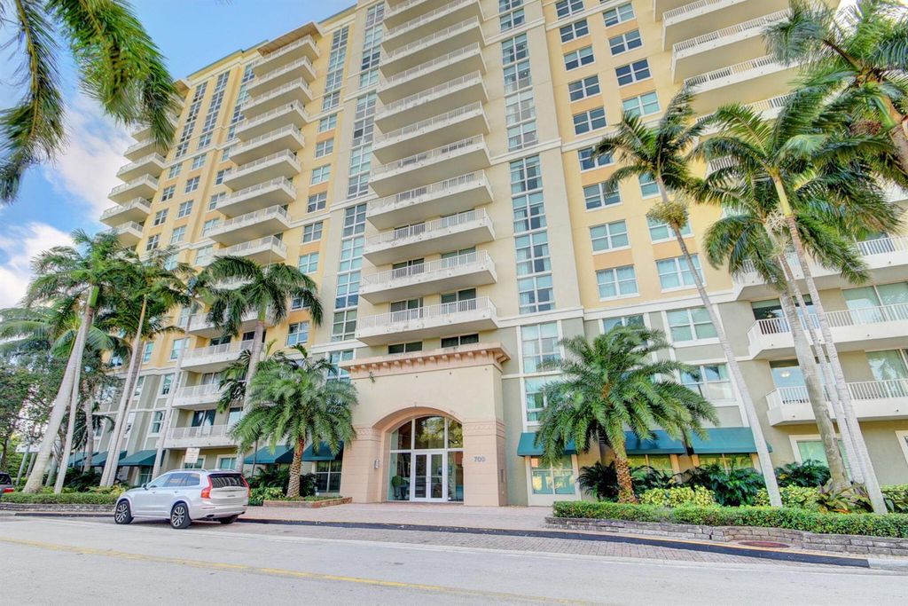 625 Casa Loma Boulevard 403, Boynton Beach, FL 33435