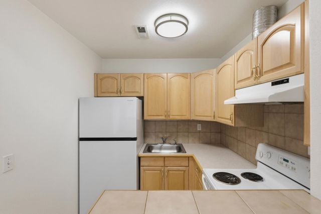 4204 E 13th Ave, Spokane, WA 99202