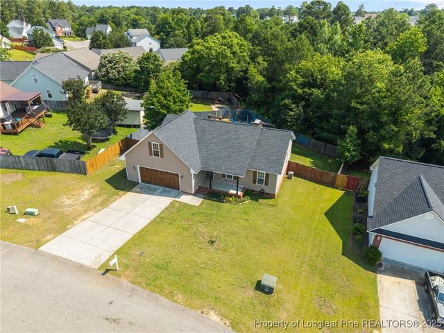 622 Sunpointe Drive, Hope Mills, NC 28348
