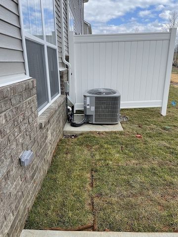 385 Casper Dr, Spring Hill, TN 37174