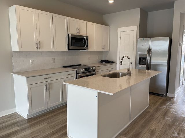 385 Casper Dr, Spring Hill, TN 37174