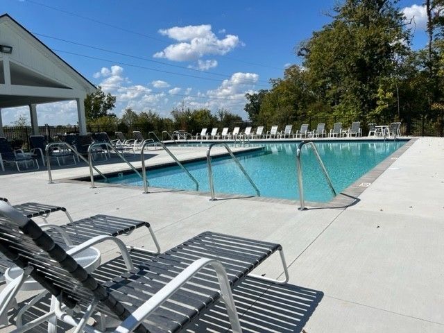 385 Casper Dr, Spring Hill, TN 37174