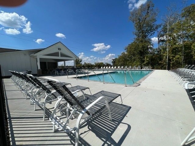 385 Casper Dr, Spring Hill, TN 37174