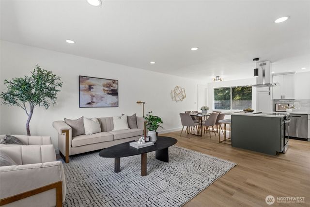 10410 Irene Avenue SW, Lakewood, WA 98499