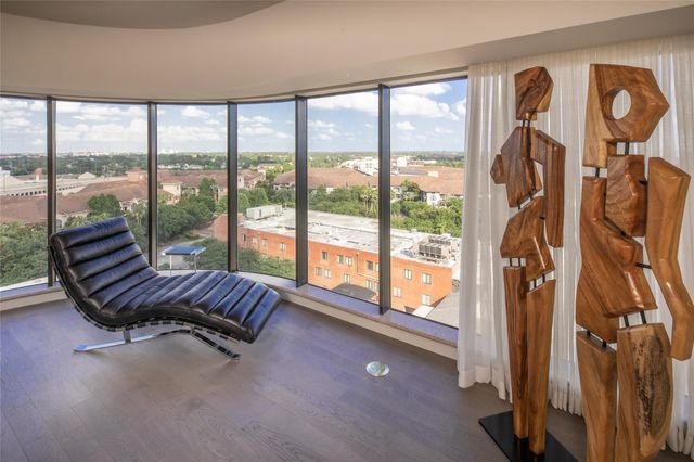 1701 Hermann Drive 24B, Houston, TX 77004