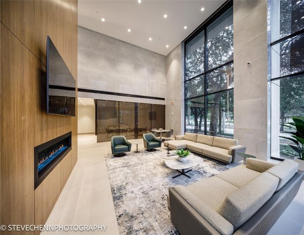 1701 Hermann Drive 24B, Houston, TX 77004